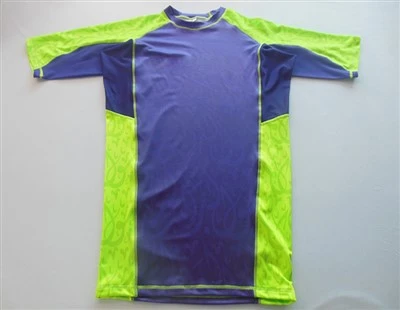 Tuyệt vời Câu lạc bộ Rash Gard của bạn